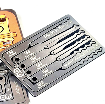 GRIM WORKSHOP®: Lock Pick Rake Card  Urban Survival Credit Card Lock Rake Pick Set